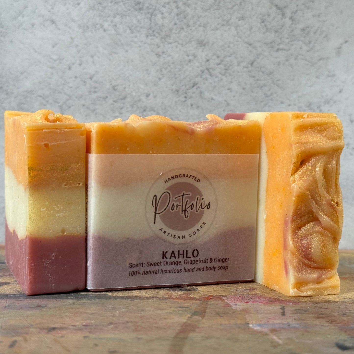 KAHLO. Scent: Sweet Orange, Grapefruit & Ginger