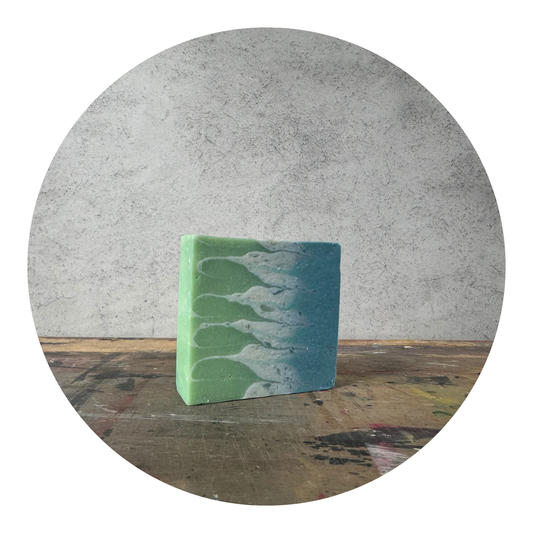 PICASSO-Aquarius. Scent: Moroccan blue tansy, Vetiver and Cedarwood