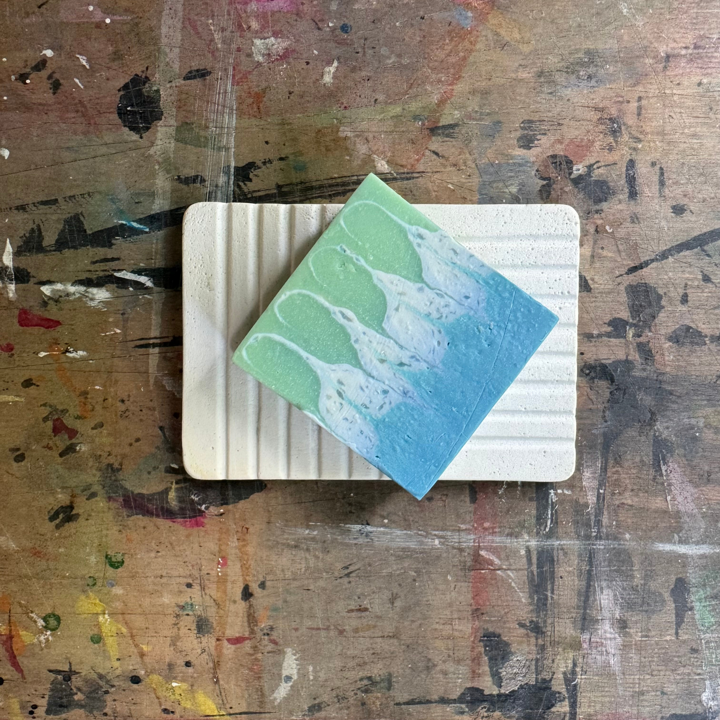 PICASSO-Aquarius. Scent: Moroccan blue tansy, Vetiver and Cedarwood