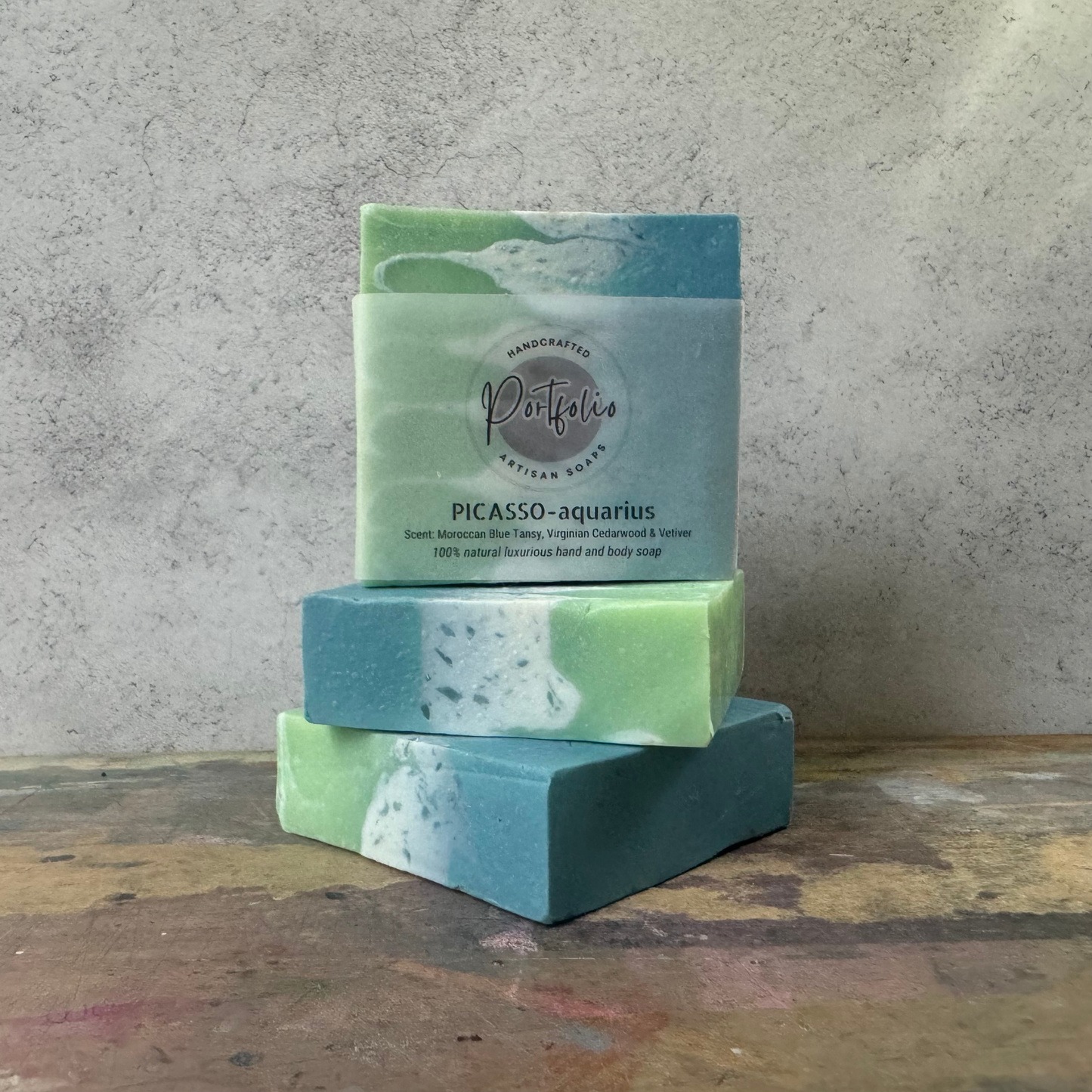 PICASSO-Aquarius. Scent: Moroccan blue tansy, Vetiver and Cedarwood