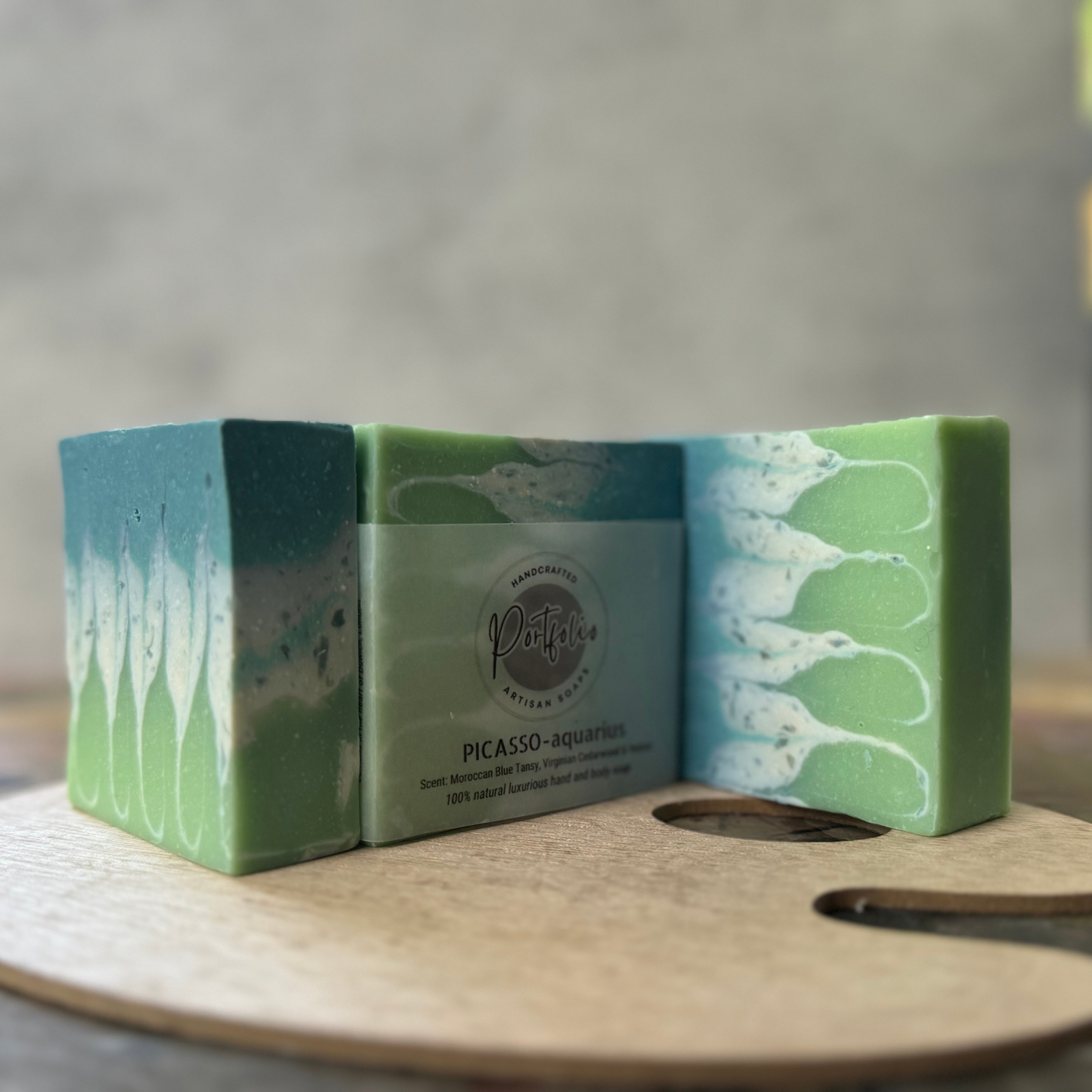 PICASSO-Aquarius. Scent: Moroccan blue tansy, Vetiver and Cedarwood