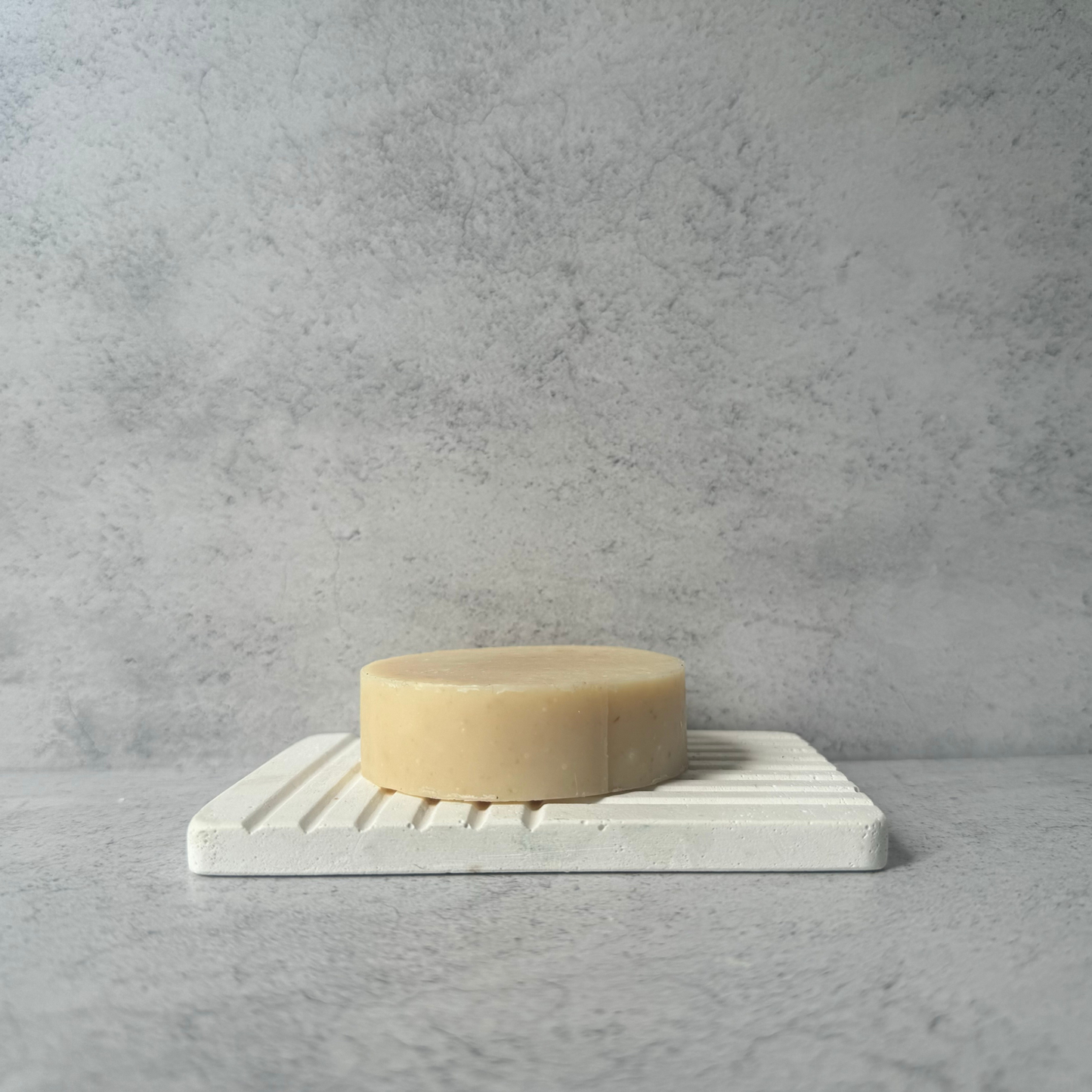 BIRTWELL: UNSCENTED with Oats, Coconut Milk, Honey & Chamomile flowers