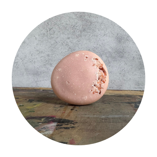 OFILI: Pink Himalayan Salt and Pink Clay. Scent: Grapefruit, Lemon & Geranium